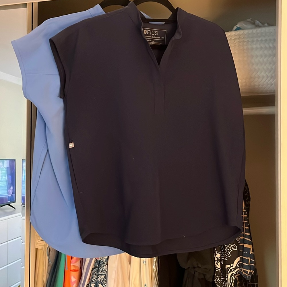 Figs Rafaela scrub top!